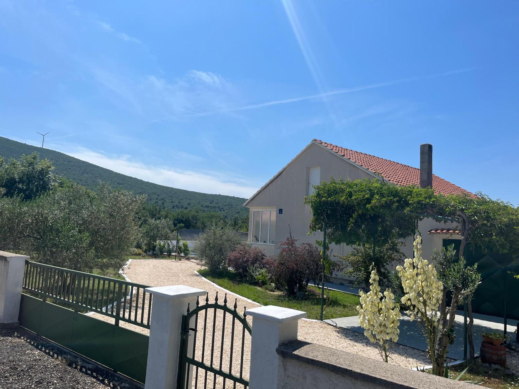 Mediterranean Olive Waterfallskrka-Croatia Villa Gulin Kültér fotó